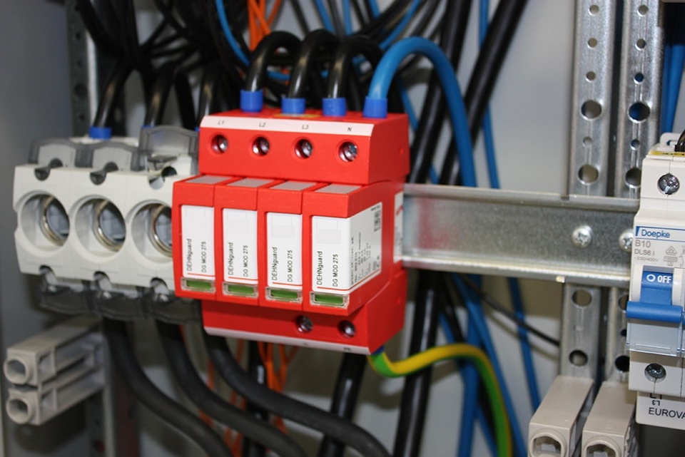 U berspannungsschutz bei AC Elektrik GmbH in Stuttgart